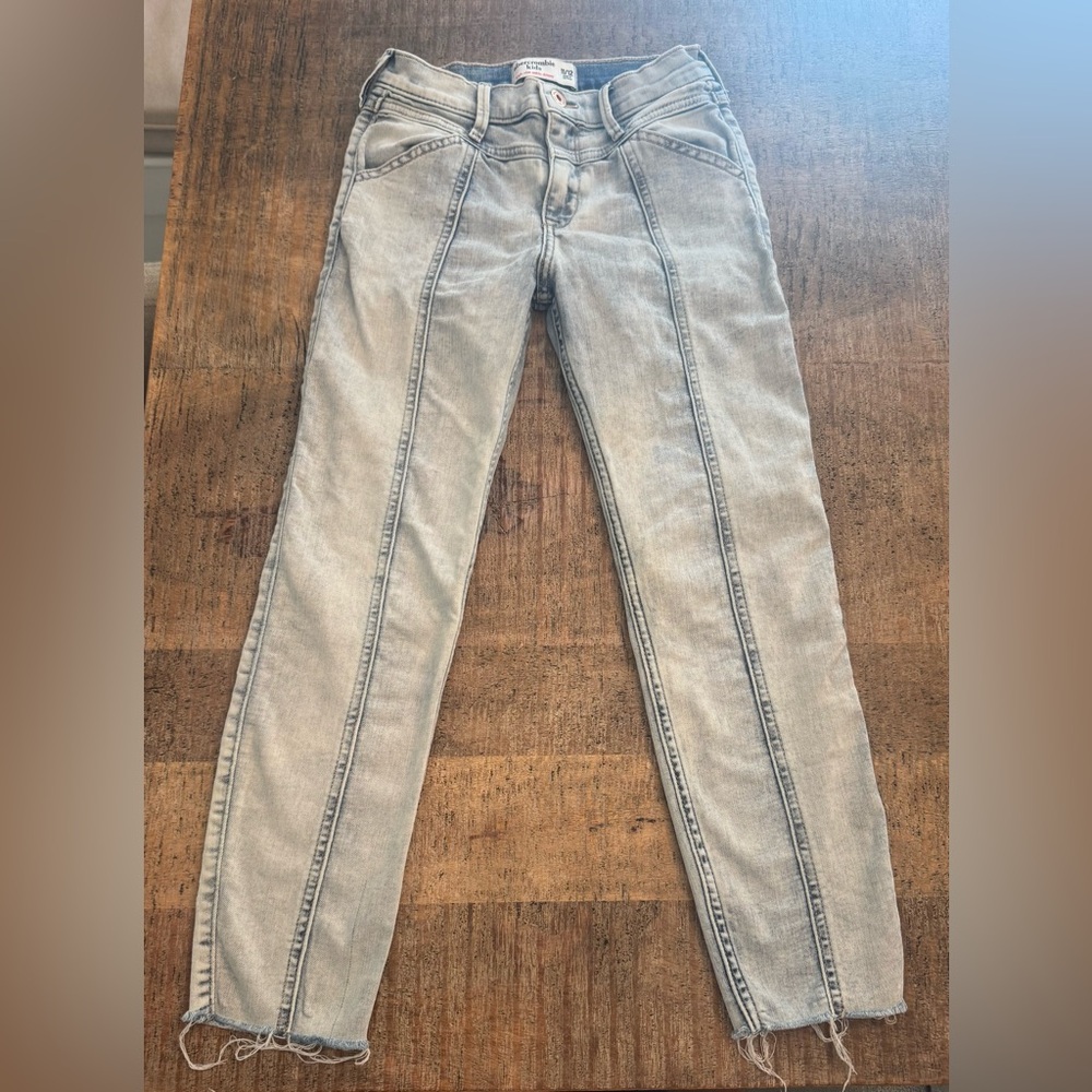 Abercrombie Kids 11/12 Light Blue Jeans Straight Leg
